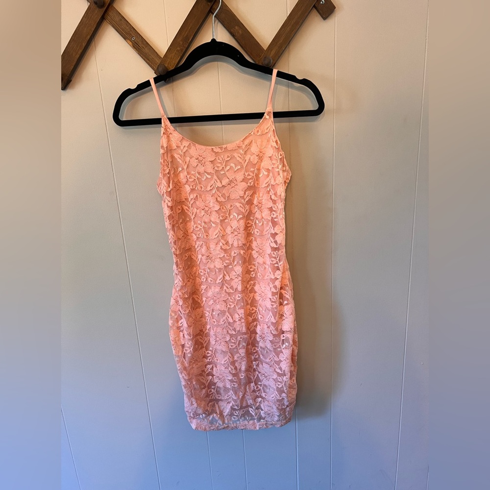 Pink lace bodycon dress; scoop neck: spaghetti strap